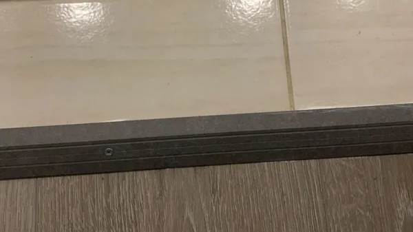 Порог разноуровневый ПР 04.900.091 Дуб темный